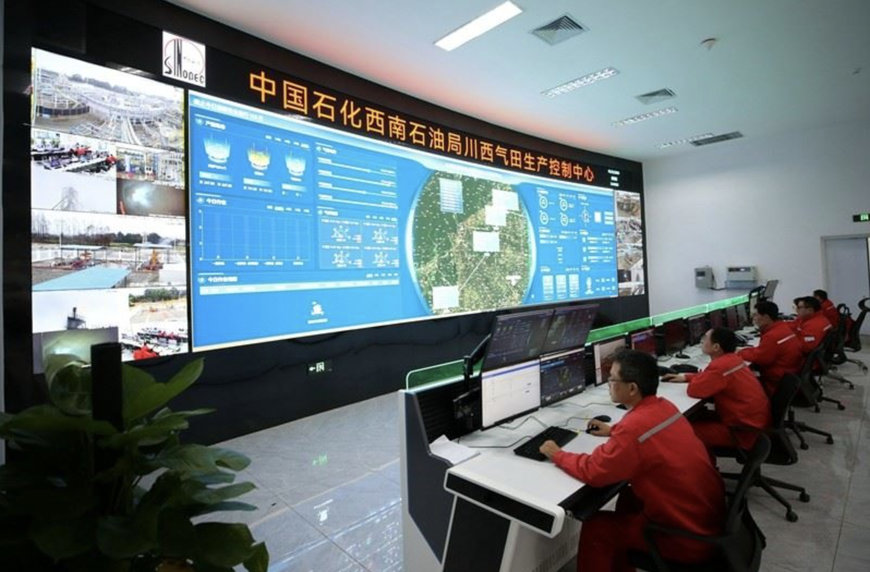 SINOPEC'S WEST SICHUAN GAS FIELD ENTERS OPERATION